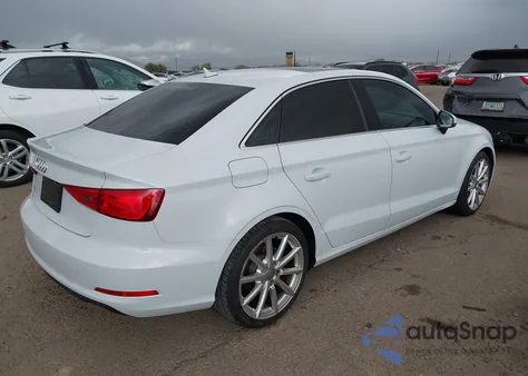 2015 Audi A3 1.8T Premium из США, поврежденный, VIN WAUACGFF4F1089085